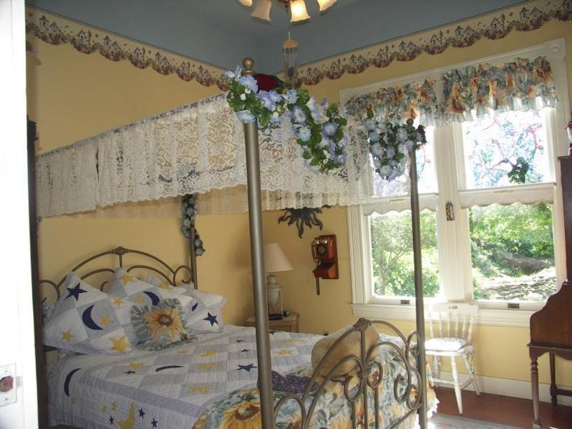 Robin'S Nest Bed & Breakfast San Andreas Pokoj fotografie